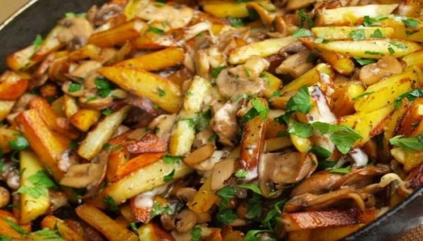 Рецепты жареной картошки с грибами на сковороде с фотографиями Рецепты жареной картошки с грибами на сковороде с фотографиями