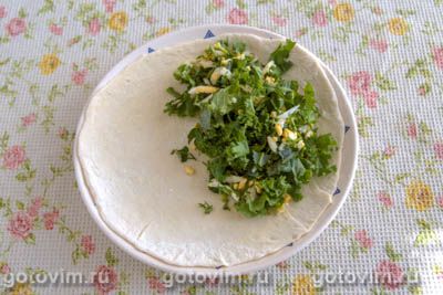 Чебуреки с яйцом и капустой кале Чебуреки с яйцом и капустой кале