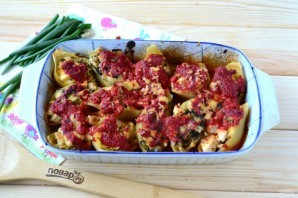 Фаршированные ракушки "Курица в шпинате"