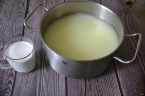 Норвежский коричневый сыр Норвежский коричневый сыр