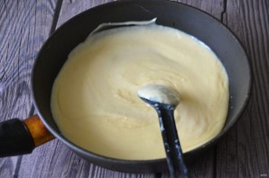 Норвежский коричневый сыр Норвежский коричневый сыр