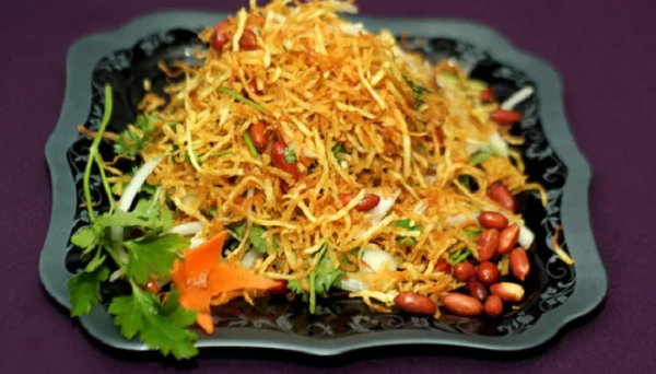 Рецепты приготовления вкусного салата «Муравейник» с мясом в домашних условиях Рецепты приготовления вкусного салата «Муравейник» с мясом в домашних условиях