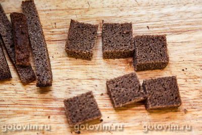 Канапе с салом и маринованным огурцом