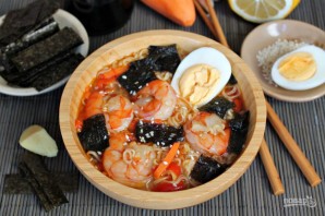 Рамен с креветками Рамен с креветками