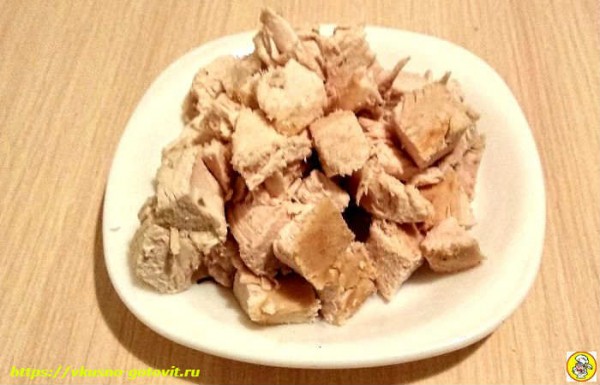 Салат Цезарь с курицей, классический простой рецепт в домашних условиях Салат Цезарь с курицей, классический простой рецепт в домашних условиях