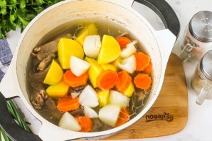 Шурпа с помидорами