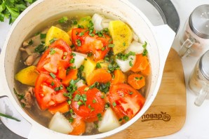 Шурпа с помидорами