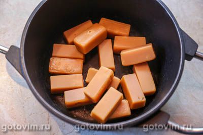 Сладкая колбаска из соломки со сливочной «Коровкой» Сладкая колбаска из соломки со сливочной «Коровкой»