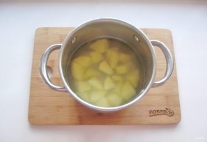 Суп с чечевицей и тушенкой