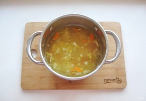 Суп с чечевицей и тушенкой