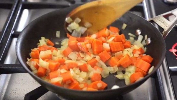  Говядина тушеная с картошкой в кастрюле, пошаговый рецепт с фотографиями