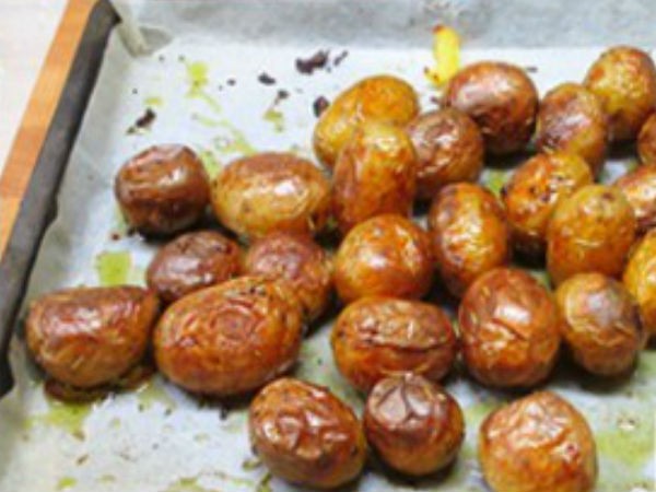 Свинина с картошкой в духовке, простой и вкусный рецепт с пошаговыми фотографиями Свинина с картошкой в духовке, простой и вкусный рецепт с пошаговыми фотографиями