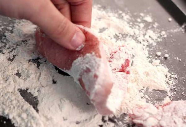 Стейк из свинины на сковороде, рецепт приготовления на кости в домашних условиях  Стейк из свинины на сковороде, рецепт приготовления на кости в домашних условиях