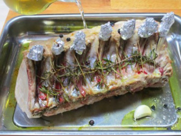 Свинина с картошкой в духовке, простой и вкусный рецепт с пошаговыми фотографиями Свинина с картошкой в духовке, простой и вкусный рецепт с пошаговыми фотографиями