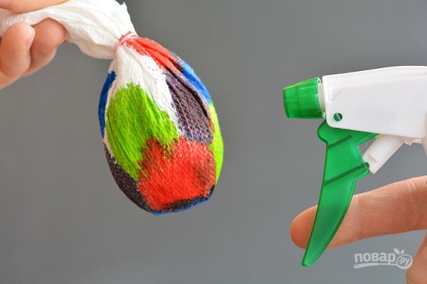 7 лучших способов красить яйца на Пасху        