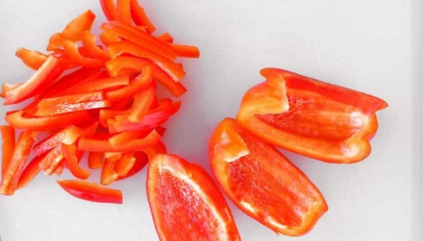 Курица с овощами на сковороде — рецепт с кисло-сладким соусом терияки Курица с овощами на сковороде — рецепт с кисло-сладким соусом терияки