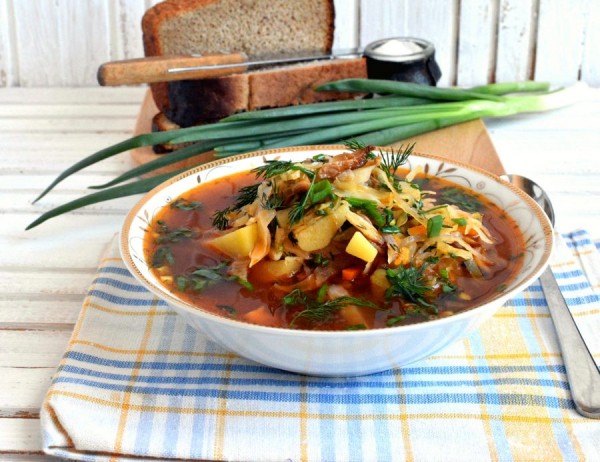 8 блюд с молодой капустой 8 блюд с молодой капустой