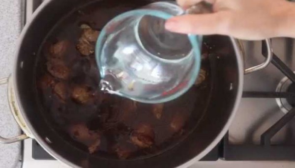  Говядина тушеная с картошкой в кастрюле, пошаговый рецепт с фотографиями