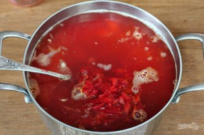 Борщ с фасолью и черносливом Борщ с фасолью и черносливом