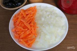 Борщ с фасолью и черносливом Борщ с фасолью и черносливом