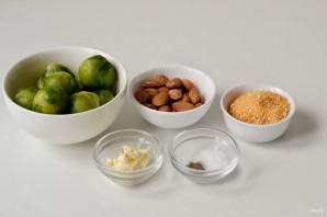 Брюссельская капуста с миндалем