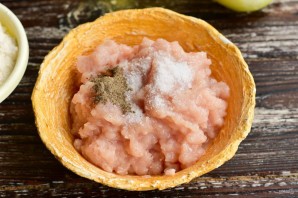 Чебуреки в мультиварке Чебуреки в мультиварке