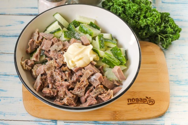 Два варианта меню на Пасху        