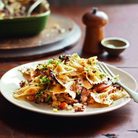 Фарфалле с мясным соусом