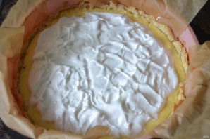 Французская ватрушка с безе Французская ватрушка с безе