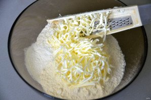 Французская ватрушка с безе Французская ватрушка с безе