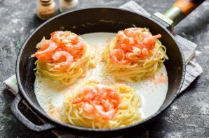 Гнезда с креветками Гнезда с креветками