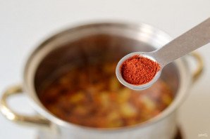 Гороховый суп с копченой паприкой