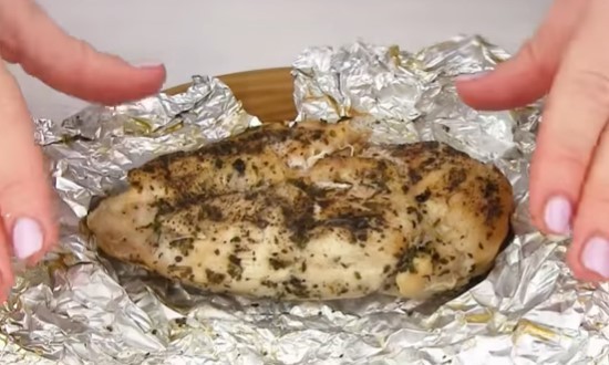 Греческий салат с пекинской капустой, сыром фетой и оливками — 10 домашних рецептов Греческий салат с пекинской капустой, сыром фетой и оливками — 10 домашних рецептов