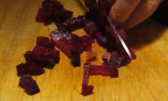 Как приготовить винегрет с селёдкой по классическим рецептам Как приготовить винегрет с селёдкой по классическим рецептам