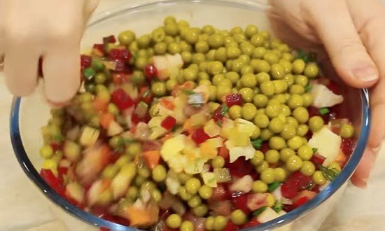 Как приготовить винегрет с селёдкой по классическим рецептам Как приготовить винегрет с селёдкой по классическим рецептам