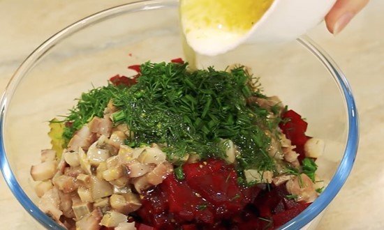 Как приготовить винегрет с селёдкой по классическим рецептам Как приготовить винегрет с селёдкой по классическим рецептам