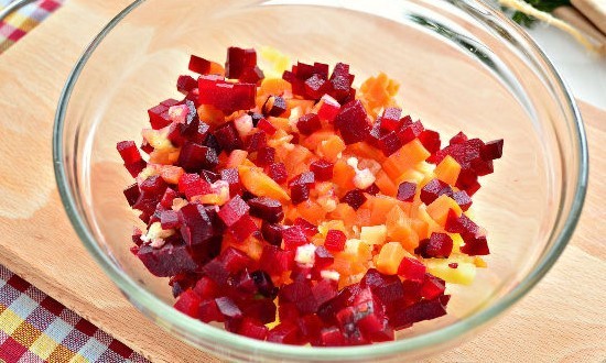 Как приготовить винегрет с селёдкой по классическим рецептам Как приготовить винегрет с селёдкой по классическим рецептам