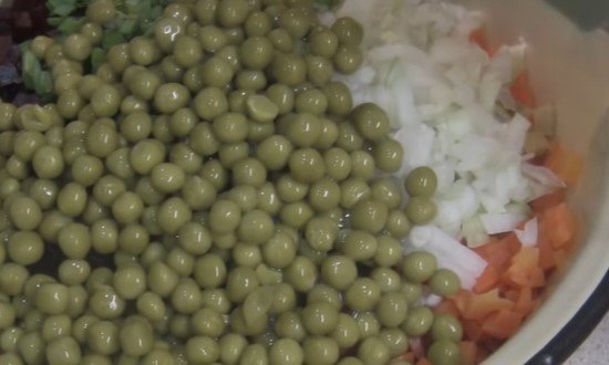 Как приготовить винегрет с селёдкой по классическим рецептам Как приготовить винегрет с селёдкой по классическим рецептам