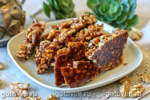 Козинаки из грецких орехов Козинаки из грецких орехов