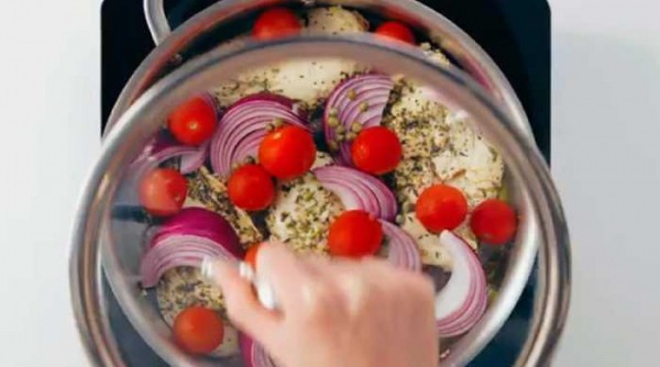 Куриная грудка на сковороде с овощами, простой и вкусный рецепт Куриная грудка на сковороде с овощами, простой и вкусный рецепт