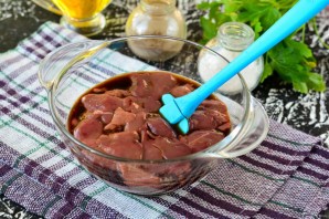 Куриная печень в соусе терияки Куриная печень в соусе терияки