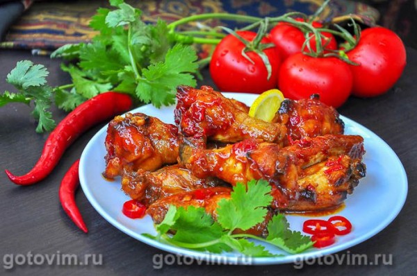Куриные крылышки в кисло-сладком соусе по-пекински