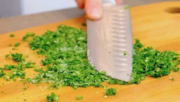 Очень вкусный салат с креветками и кальмарами, самые простые рецепты к празднику Очень вкусный салат с креветками и кальмарами, самые простые рецепты к празднику