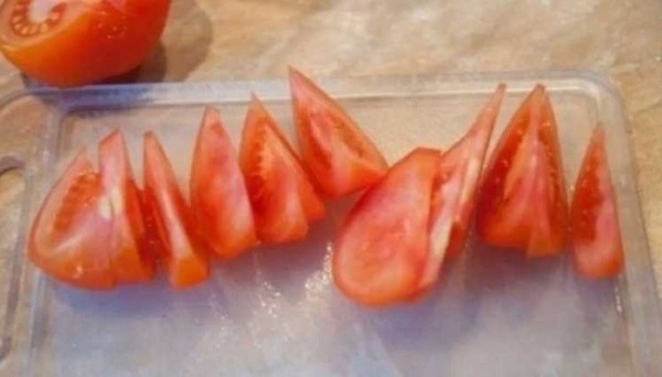 Очень вкусный салат с креветками и кальмарами, самые простые рецепты к празднику Очень вкусный салат с креветками и кальмарами, самые простые рецепты к празднику