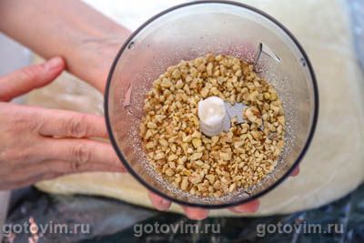 Отрывной хлеб-гармошка с корицей и грецкими орехами