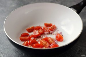 Овсяная каша с помидорами и сыром