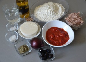 Пицца с рыбными консервами Пицца с рыбными консервами