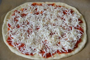 Пицца с рыбными консервами Пицца с рыбными консервами