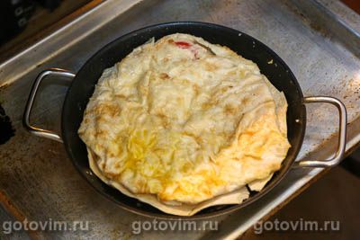 Пирог из лаваша с ветчиной и сыром