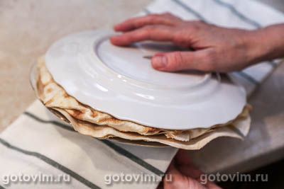 Пирог из лаваша с ветчиной и сыром